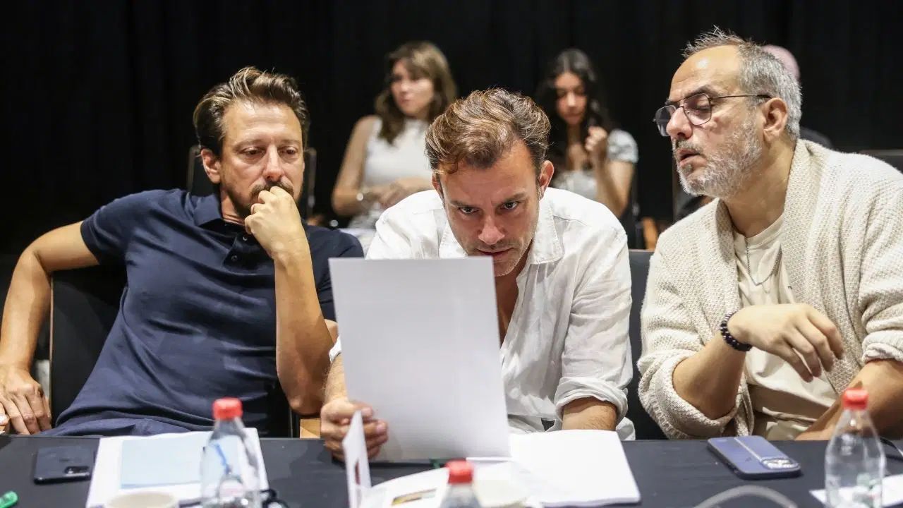 ‘Dorian Gray’in Portresi’ tiyatro oyunu oluyor!