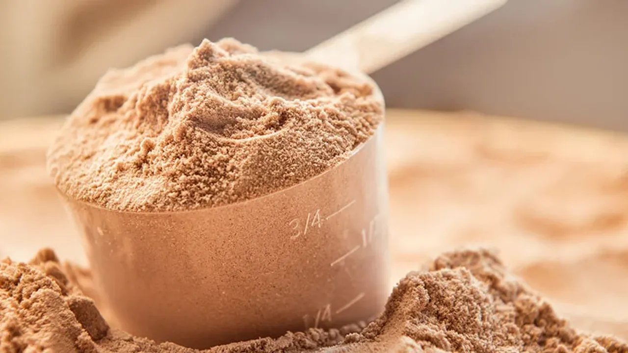 Protein Tozu Talebi Bebek Maması Fiyatlarını Nasıl Etkiliyor?