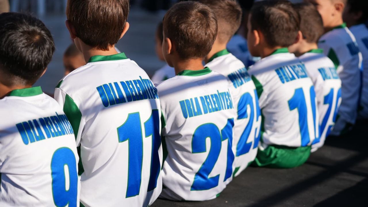 Urla'da Yaz Atölyeleri Başarıyla Tamamlandı: Çocuklar Hem Eğlendi Hem Öğrendi