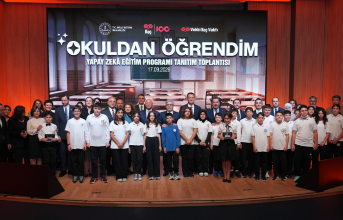 Yapay Zeka Eğitimi Ortaokul Öğrencilerine Ulaşıyor: Geleceğin Temeli Atılıyor